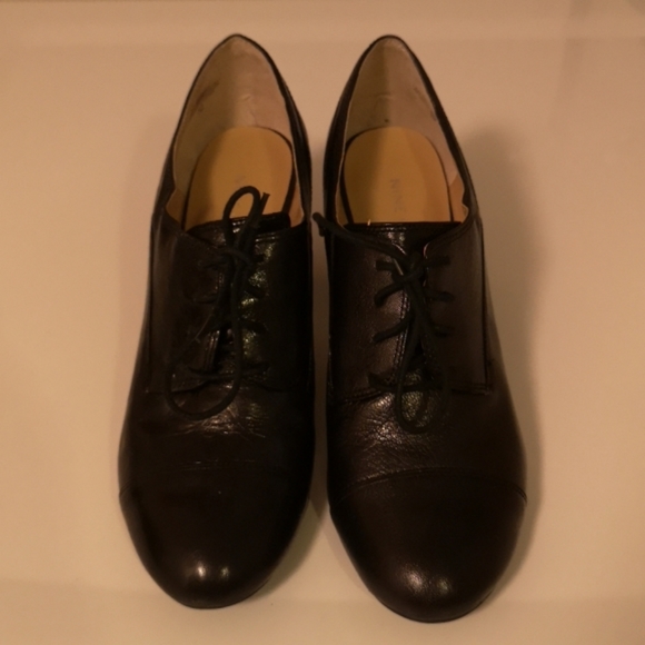 Nine West black leather booties - Picture 2 of 3